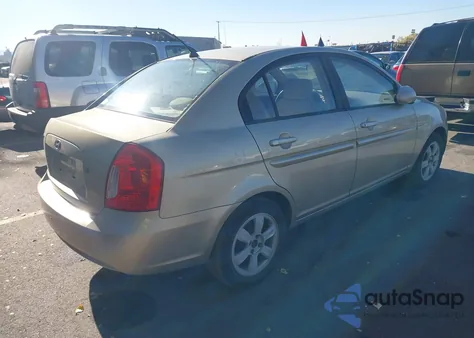 2006 Hyundai Accent Gls from USA, damaged, VIN KMHCN46C06U009303